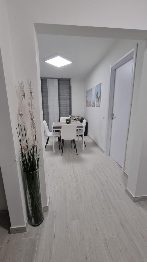 Via Bramante 6 Apartment Pescara Exterior photo